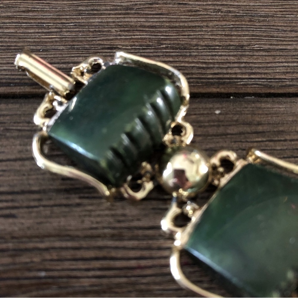 Vintage Mid-Century Gold Metal And Green Stone Br… - image 5